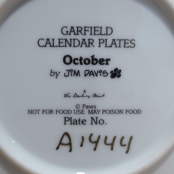 Garfield Calendar October Plate Jim Davis Plate No A 1444 Danbury Mint - Picture 7 of 14
